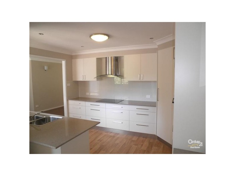 21 Fairway Avenue, Springwood NSW 2777