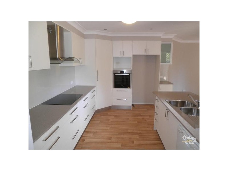 21 Fairway Avenue, Springwood NSW 2777