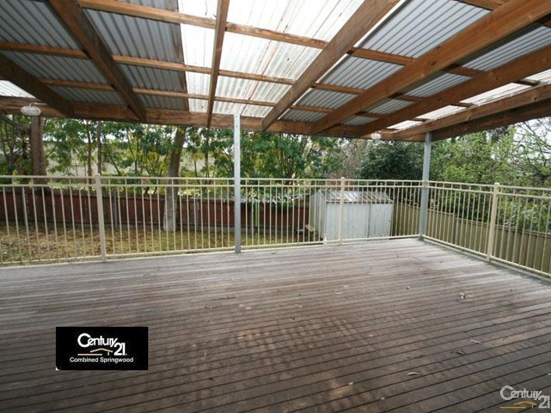 12 Perry Ave, Springwood NSW 2777