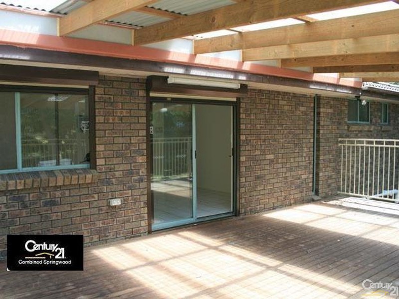 12 Perry Ave, Springwood NSW 2777
