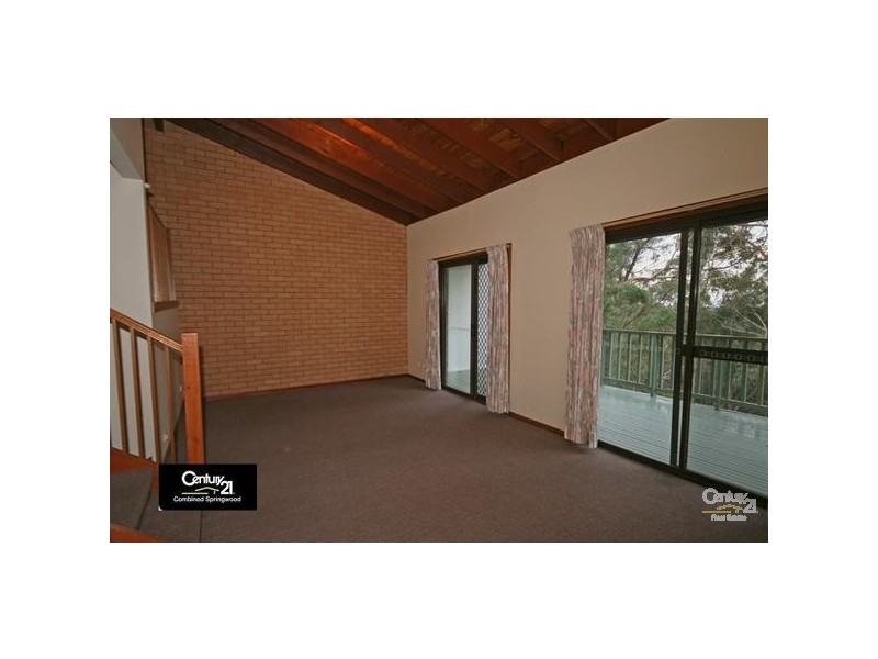 2/5-9 Wyoming Avenue, Valley Heights NSW 2777