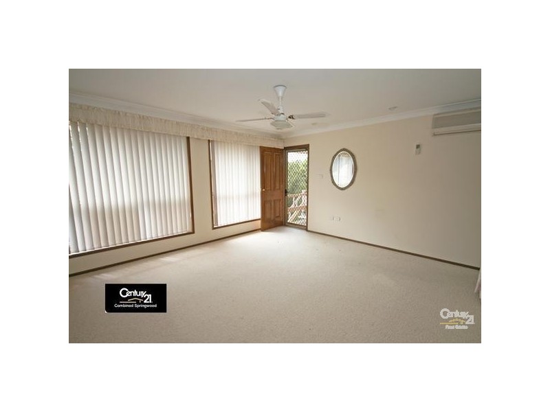 2/21 The Glen Crescent, Springwood NSW 2777
