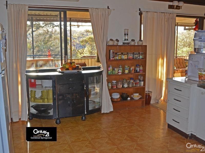 112 Linksview Rd, Springwood NSW 2777