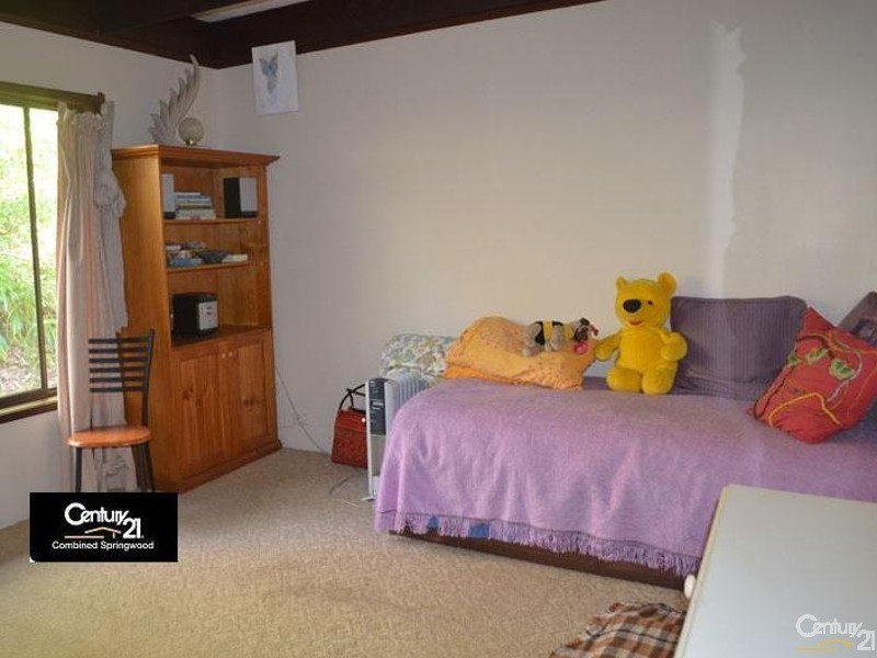 112 Linksview Rd, Springwood NSW 2777