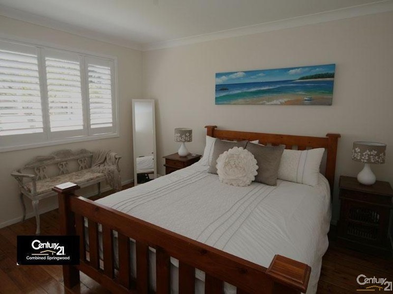 53 Birdwood Ave, Winmalee NSW 2777