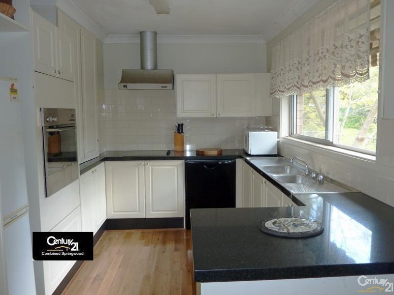 27 Killara Cres, Winmalee NSW 2777