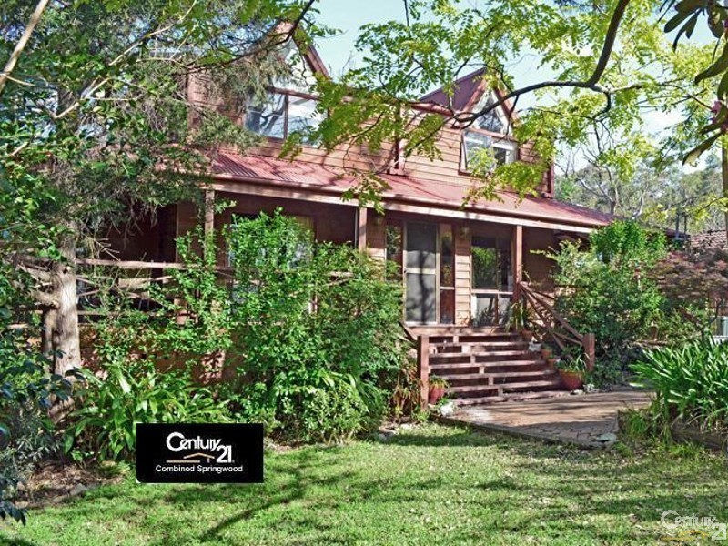 104 Davies Ave, Springwood NSW 2777