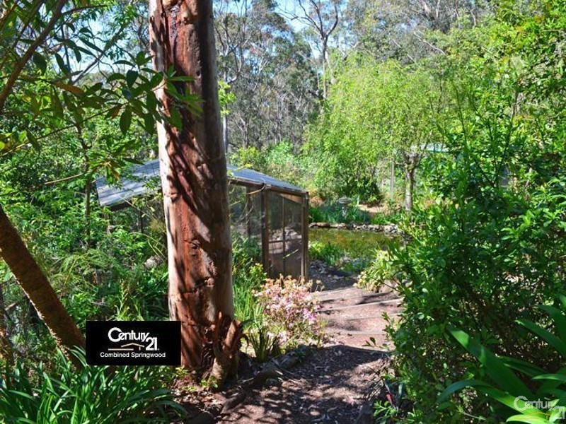 104 Davies Ave, Springwood NSW 2777