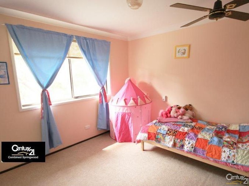 36 Florey Cres, Springwood NSW 2777