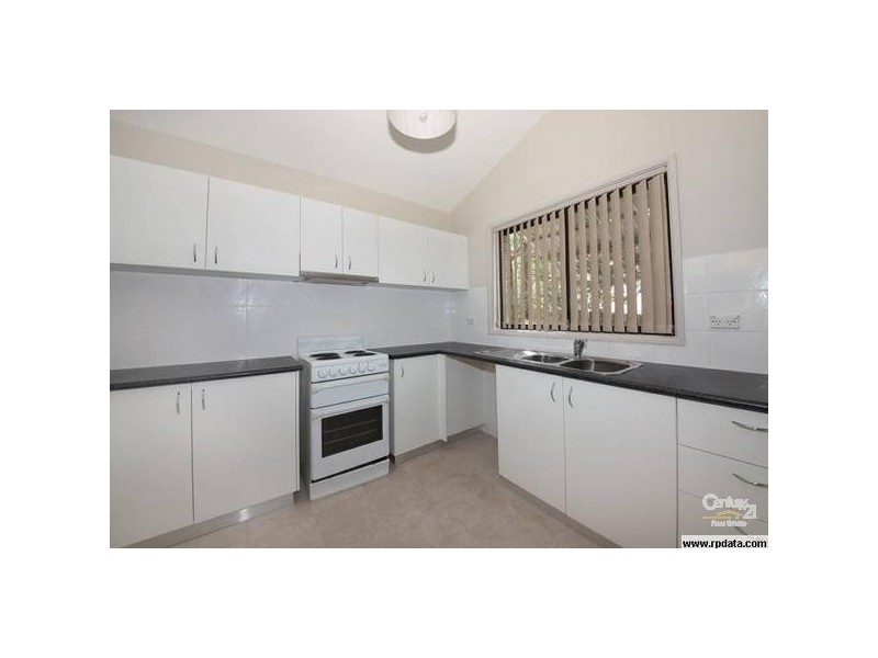 1/5 Moorecourt Avenue, Springwood NSW 2777