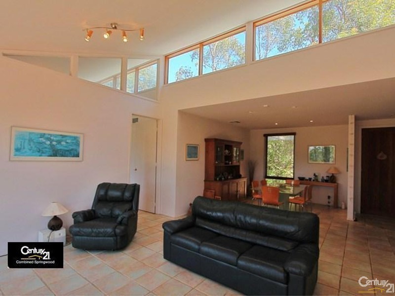 64 Coolabah Rd, Valley Heights NSW 2777