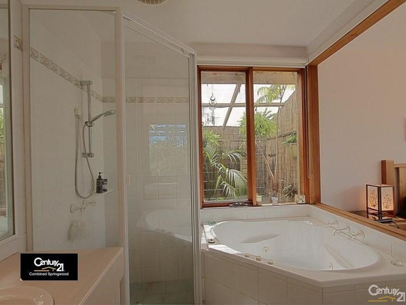 64 Coolabah Rd, Valley Heights NSW 2777