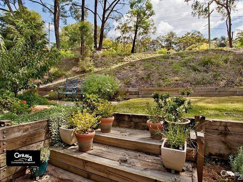 63 Muru Ave, Winmalee NSW 2777