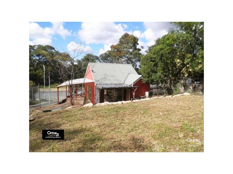 40 Springwood Ave, Springwood NSW 2777