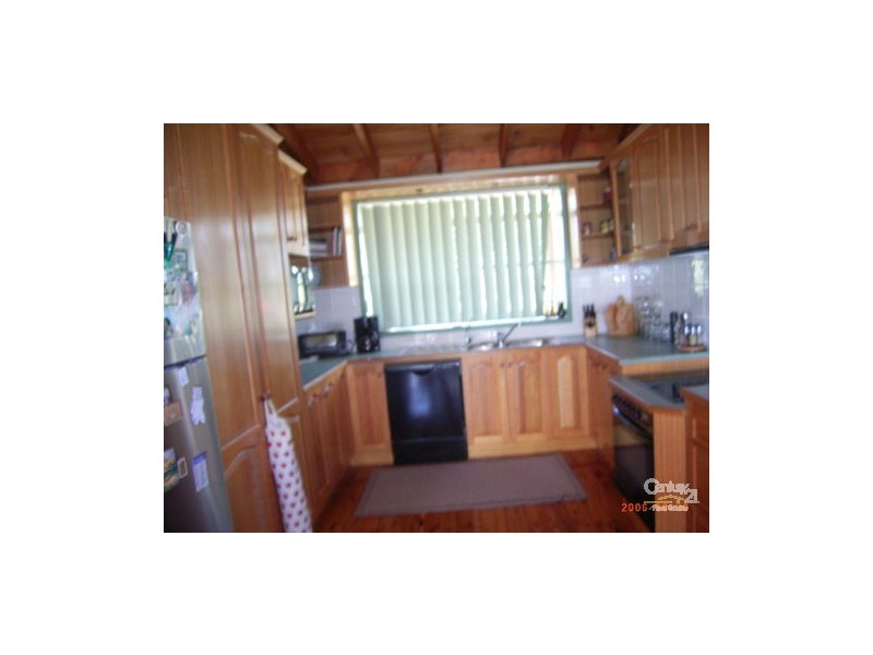 63 Booker Road, Hawkesbury Heights NSW 2777