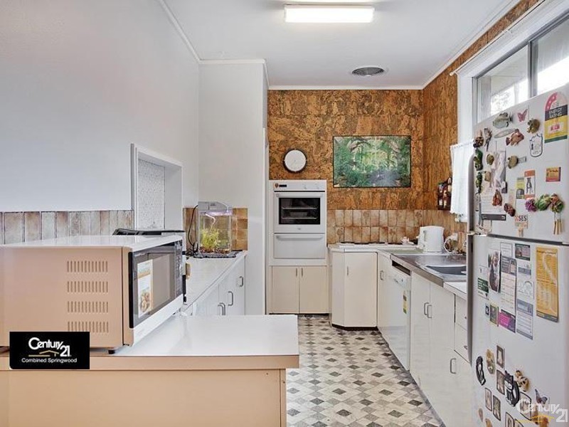 50a Hawkesbury Rd, Springwood NSW 2777