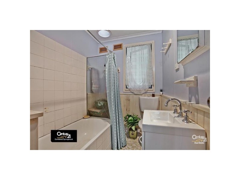 19 Leumeah Rd, Woodford NSW 2778