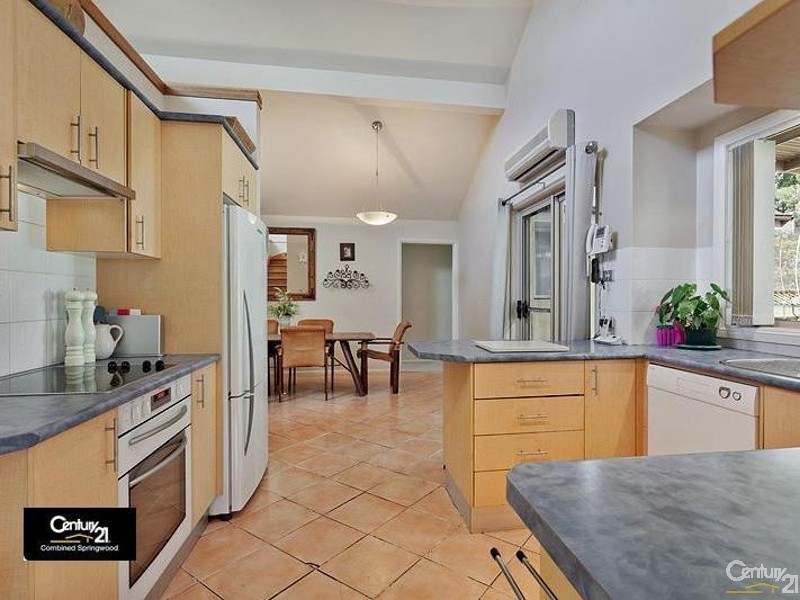 Hawkesbury Heights NSW 2777