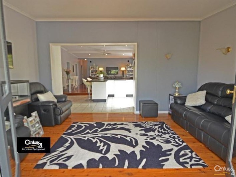 6 Carramar Cres, Winmalee NSW 2777