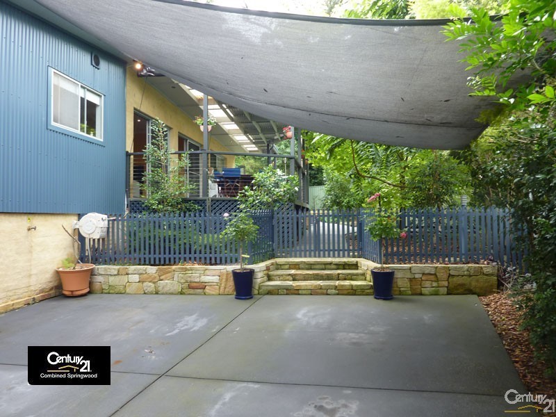 6 Carramar Cres, Winmalee NSW 2777