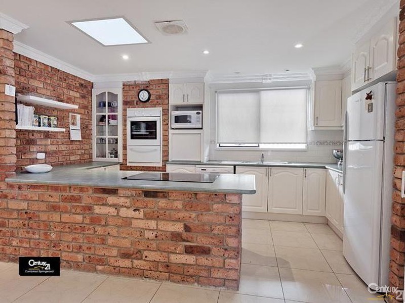 12 Sunset Blvd, Winmalee NSW 2777