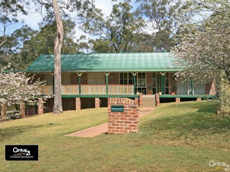 3 Banjo Pl, Springwood NSW 2777
