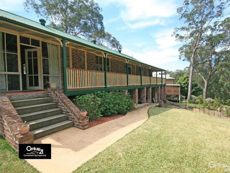 3 Banjo Pl, Springwood NSW 2777