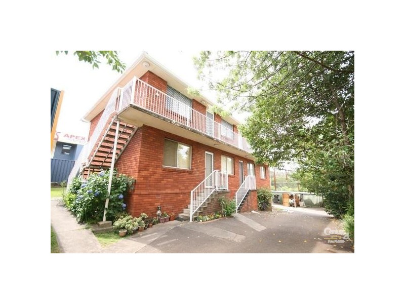 1/67 Macquarie Rd, Springwood NSW 2777