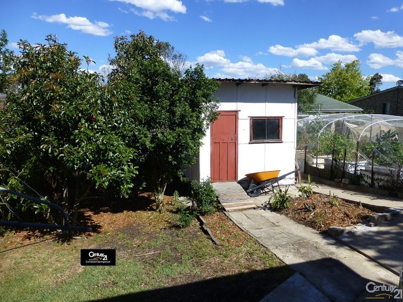 7 The Valley Rd, Valley Heights NSW 2777