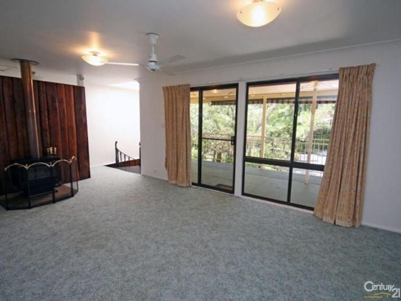 22 Adeline St, Faulconbridge NSW 2776