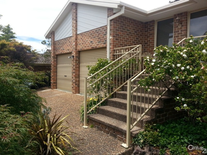 25 Uncle Wattlebury Rd, Faulconbridge NSW 2776