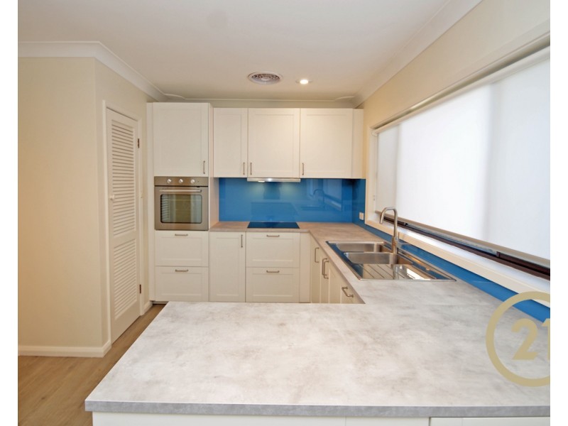 73 Bunnal Ave, Winmalee NSW 2777