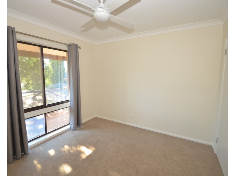 73 Bunnal Ave, Winmalee NSW 2777