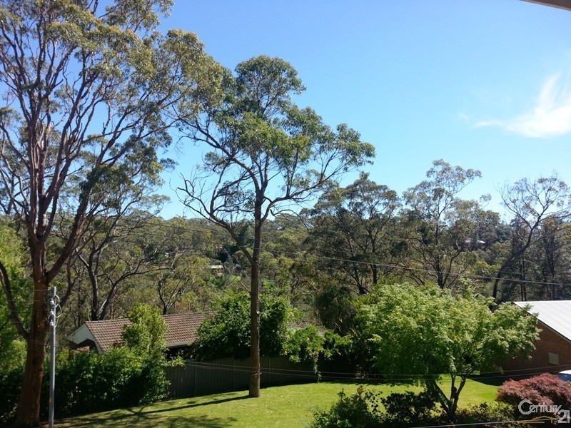 35 Bland Rd, Springwood NSW 2777