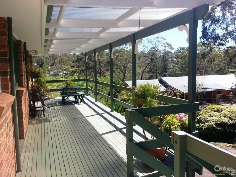 35 Bland Rd, Springwood NSW 2777