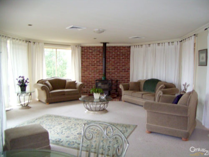 62 Gazania Rd, Faulconbridge NSW 2776