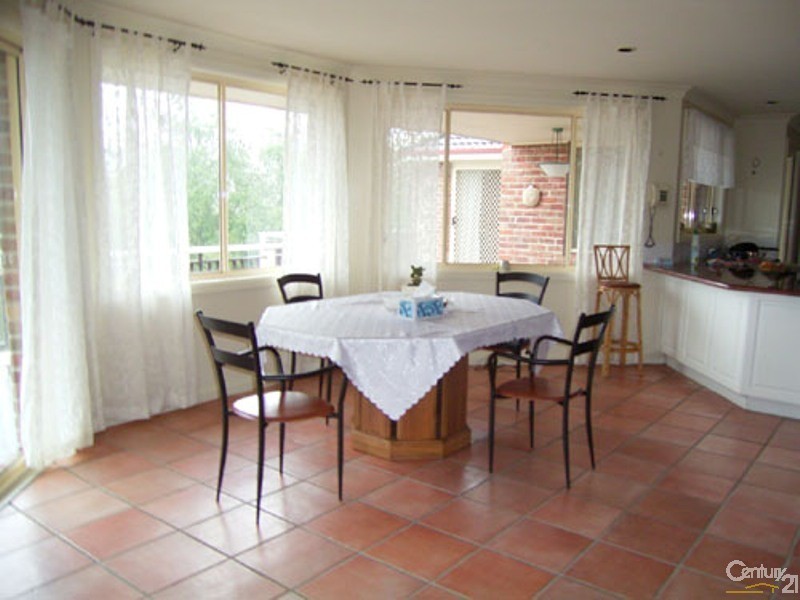 62 Gazania Rd, Faulconbridge NSW 2776