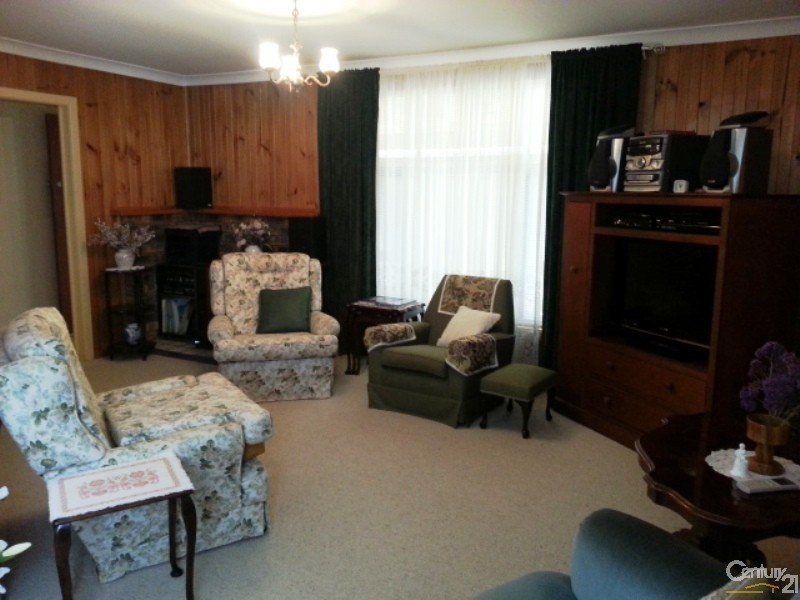 23 Sunset Blvd, Winmalee NSW 2777