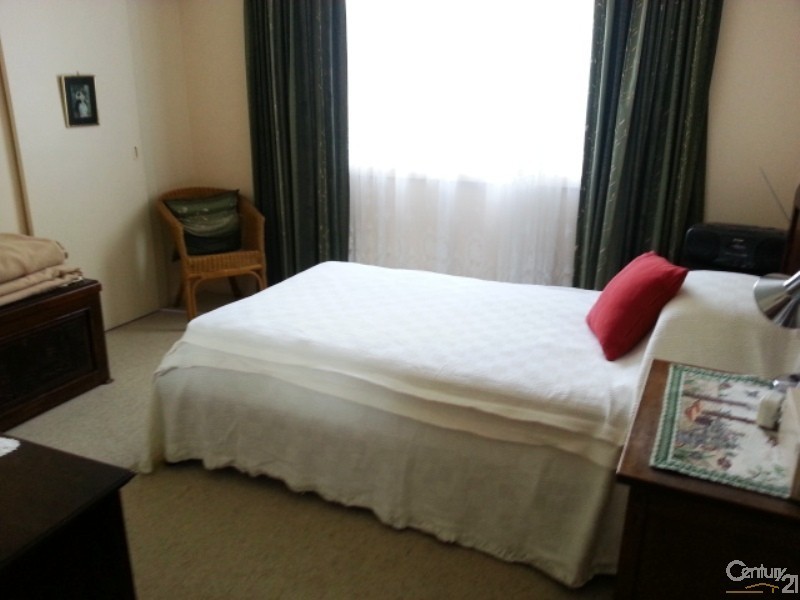 23 Sunset Blvd, Winmalee NSW 2777