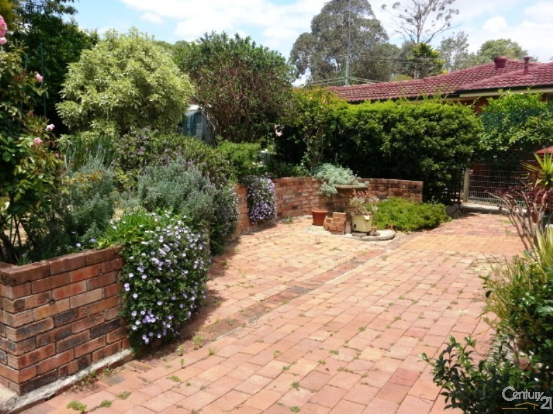 23 Sunset Blvd, Winmalee NSW 2777