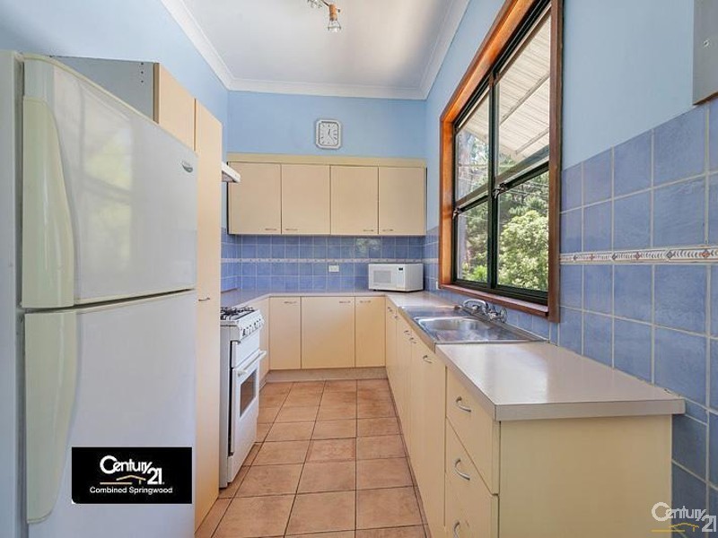1 Hawkesbury Road, Springwood NSW 2777