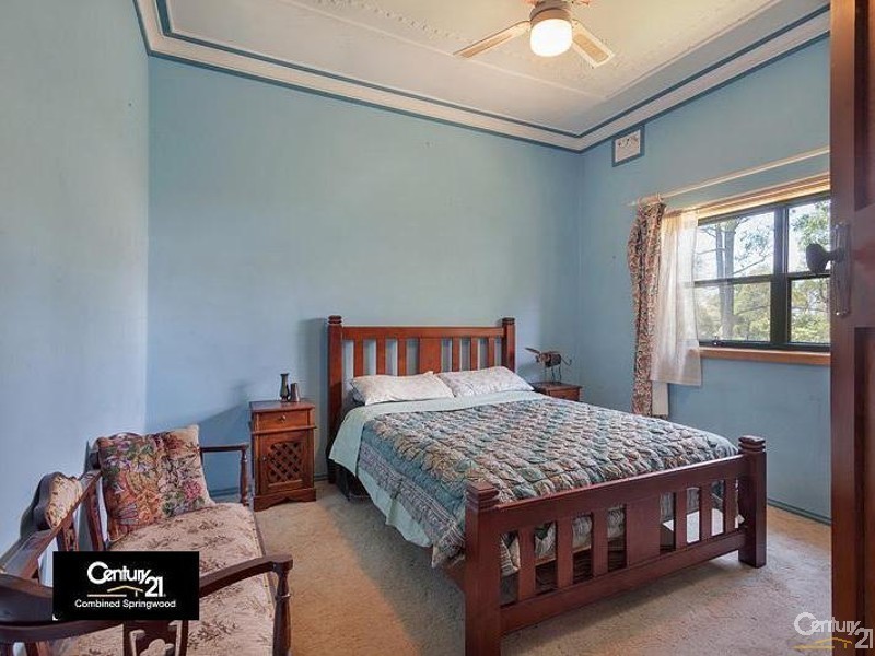 1 Hawkesbury Road, Springwood NSW 2777