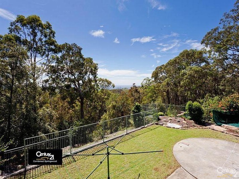 6 Yvonne Ave, Hawkesbury Heights NSW 2777