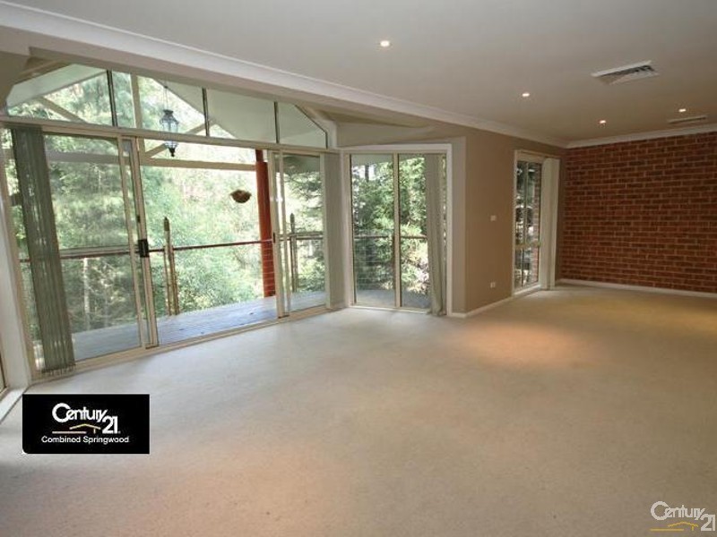 1/10a Paterson Rd, Springwood NSW 2777