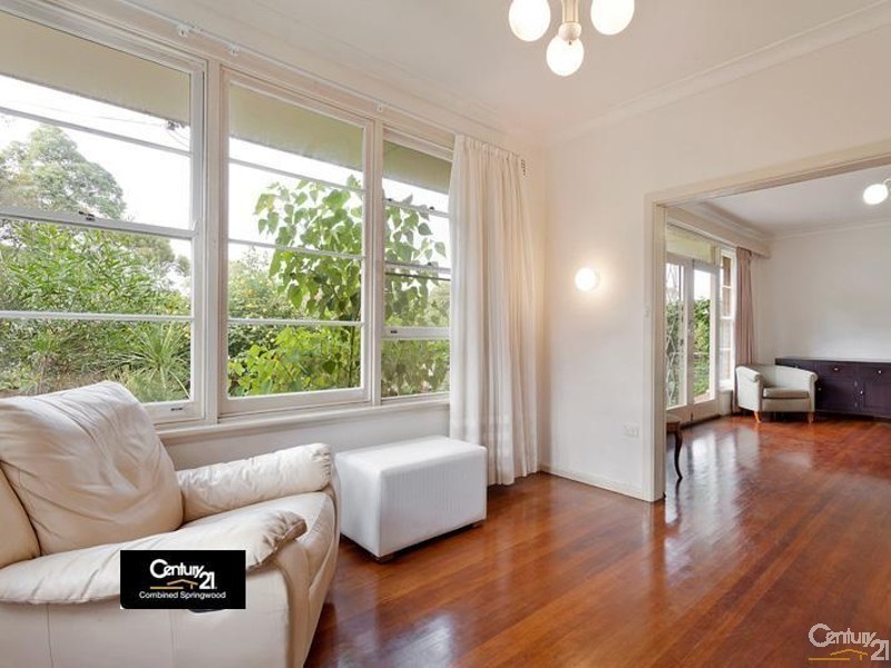 34 Bellevue Rd, Faulconbridge NSW 2776