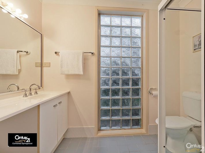 25 Uncle Wattleberry Crescent, Faulconbridge NSW 2776