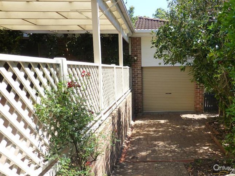 25 Uncle Wattleberry Crescent, Faulconbridge NSW 2776