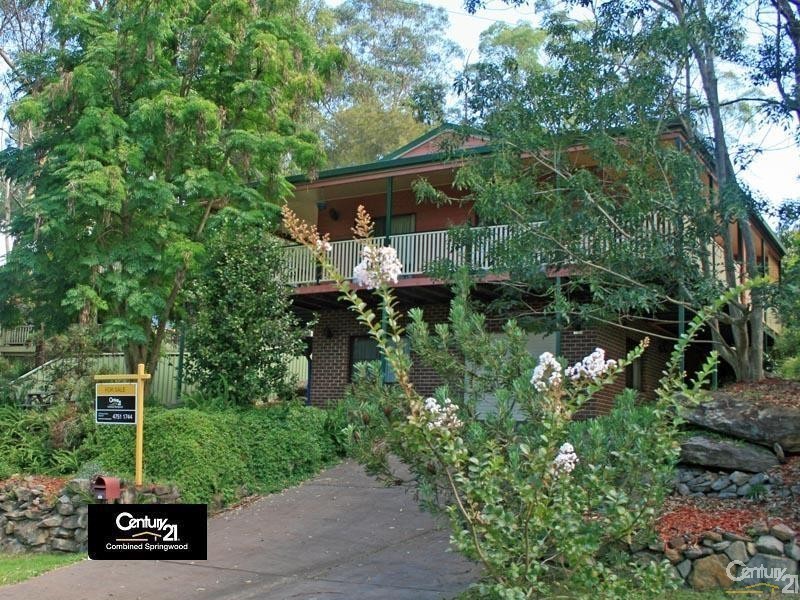 72 Roberts Pde, Hawkesbury Heights NSW 2777