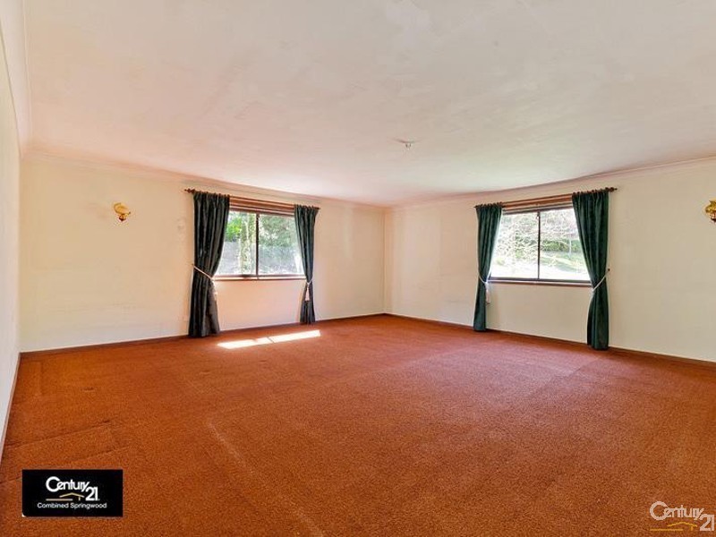 18 Lake Street, Wentworth Falls NSW 2782