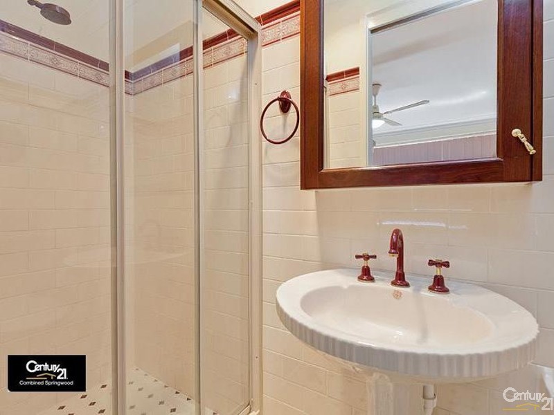 17 Batman Crescent, Springwood NSW 2777